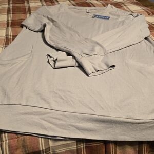 Kuotai Soft Gray Long Sleeve Top. Size Lg